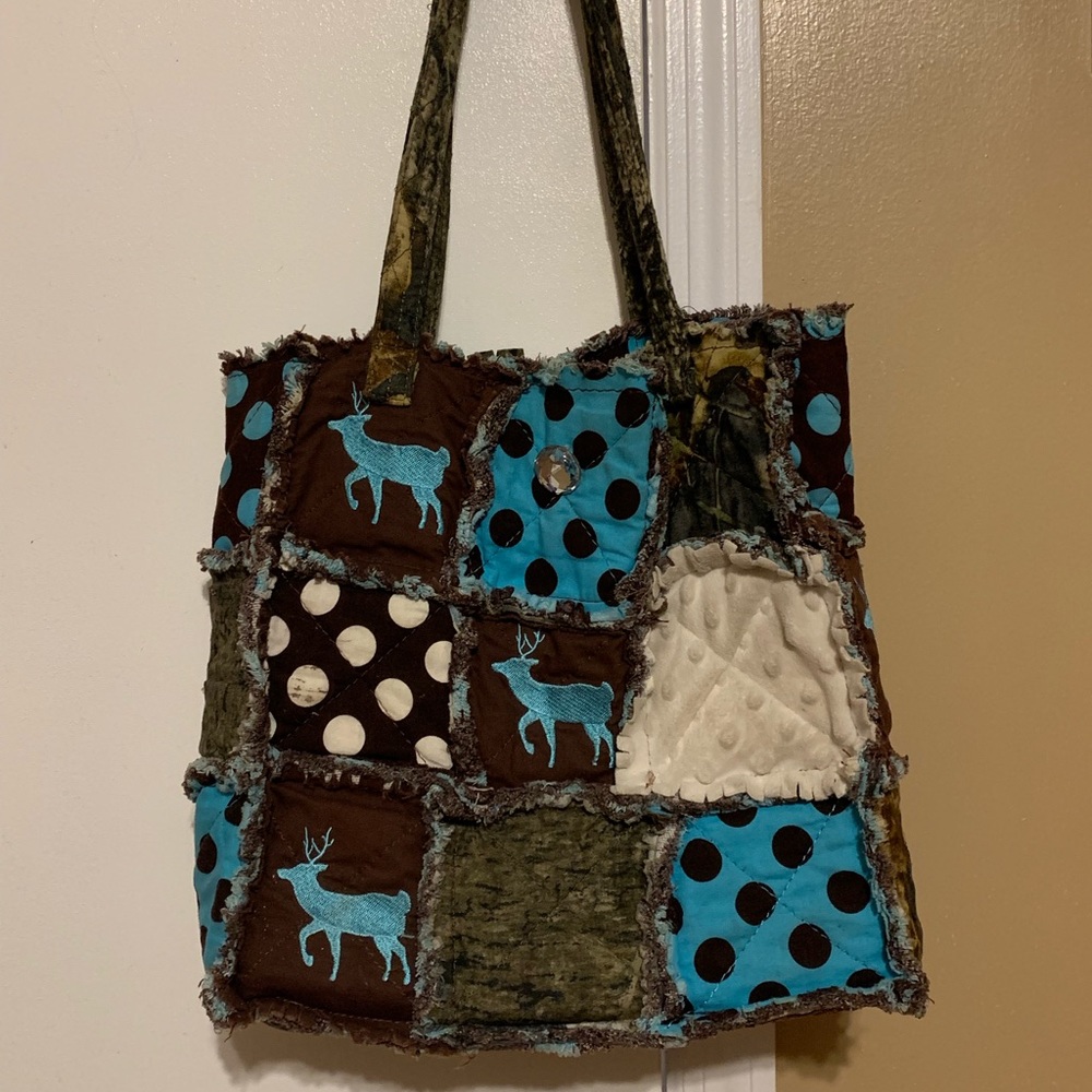 Camo/deer patch tote
